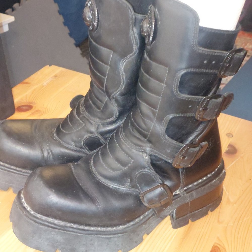 Barely Worn NEW ROCK Comfort Heeled Boots